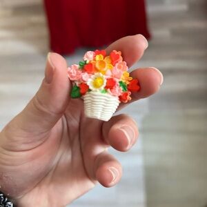5/$25 Floral Basket Kids Hallmark vintage plastic kid brooch